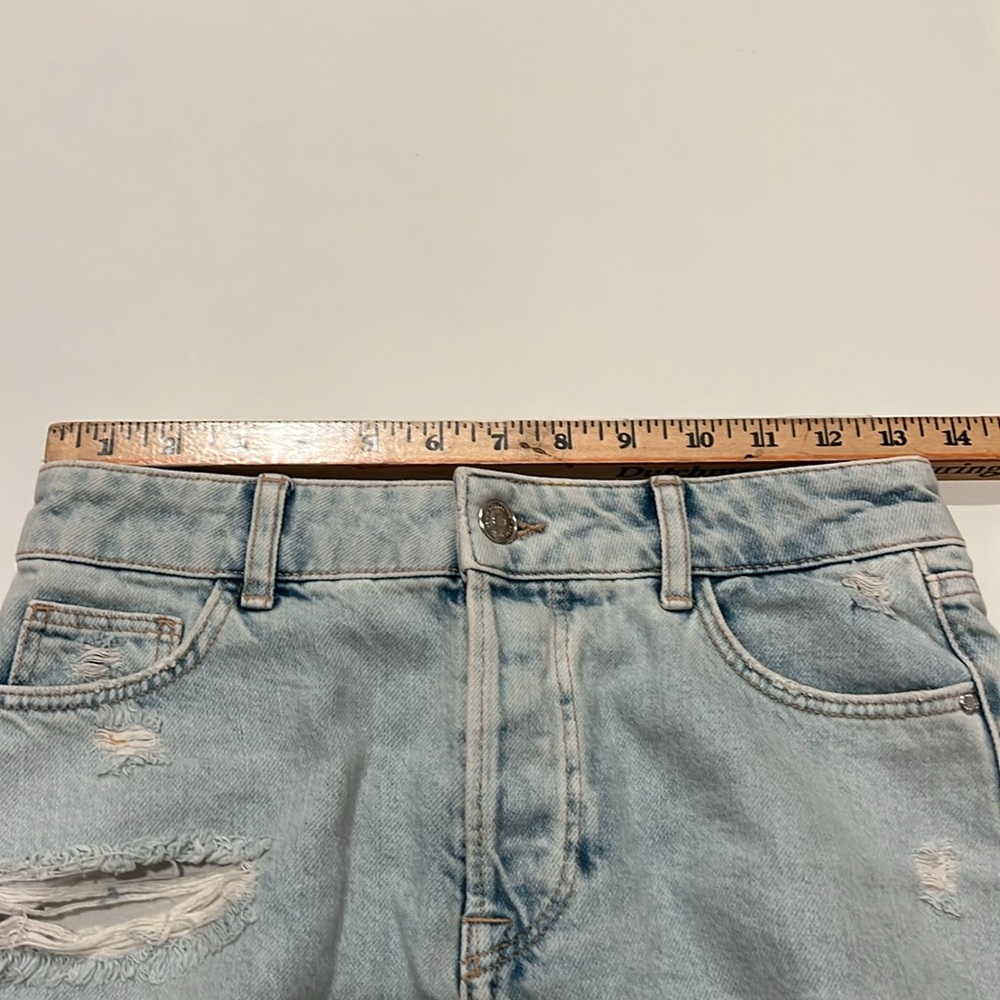 Used Zara Ripped Jean Shorts - Picture 5 of 5